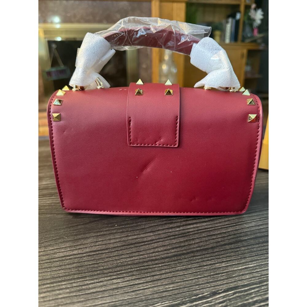 NWT 3 AM by H&D Accessories Studded Convertible Bright Red Crossbody - Picture 8 of 9